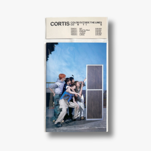 CORTIS - COLOR OUTSIDE THE LINES - Weverse Albums Version