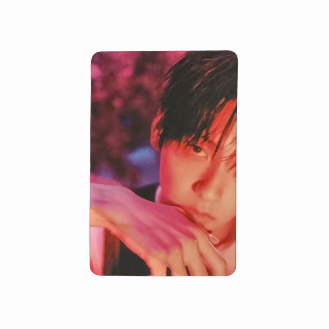 TXT - 7TH YEAR: WHEN THE WIND PAUSED AMONG THE THORNS - Photocard Apple Music