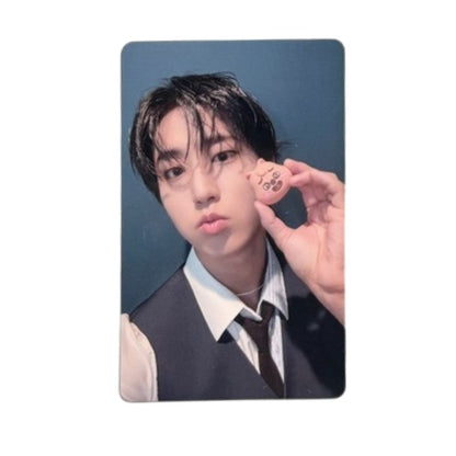 STRAY KIDS SKZOO Tamagotchi & Case Set – POB Photocard