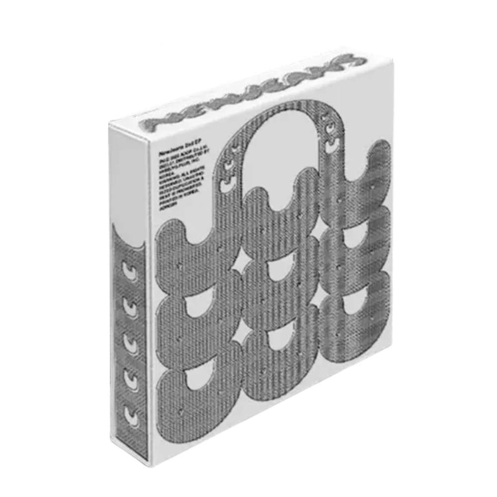 NewJeans - Get Up - Bunny Beach Bag Version